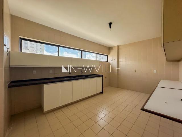 Apartamento com 4 quartos para locação em Boa Viagem