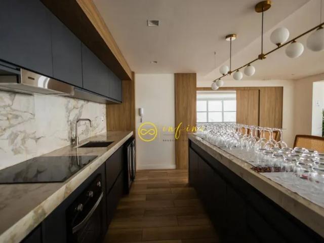 Apartamento com 4 quartos sendo 3 suítes à venda, 342 m² por R$ 2.000.000 Condomínio Edifício Luxo