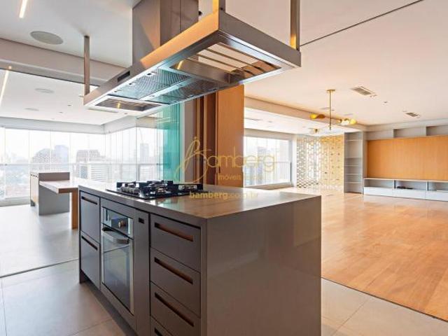 Apartamento com 4 suítes, 4 vagas e lazer completo