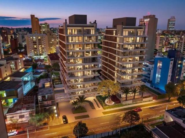 Apartamento com 4 Suítes e 4 Vagas à venda, 214,18 m² Curitiba/PR