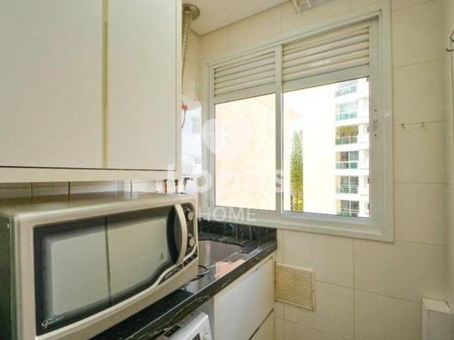 Apartamento com 54 m² e 1 quarto à venda no Batel