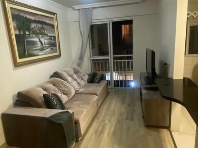 Apartamento com 55 m² e 2 quartos à venda em Curitiba
