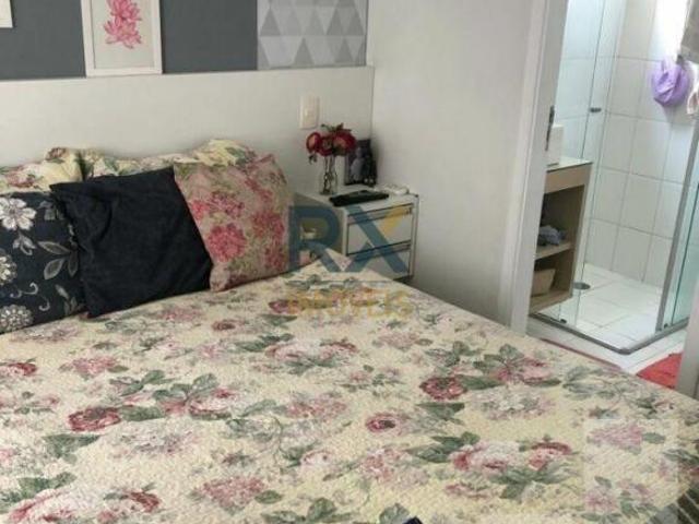 Apartamento, com 56 m² no bairro Lapa