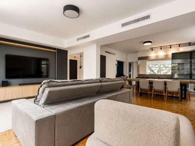 Apartamento com 5 quartos para alugar na Rua Padre Chagas, 277, Moinhos de Vento, Porto Alegre por R$ 12.000