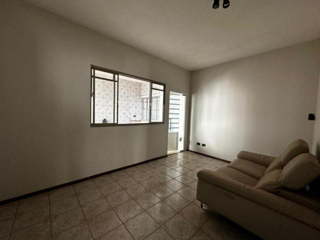 Apartamento com 5 quartos para alugar no bairro Centro, 140m²
