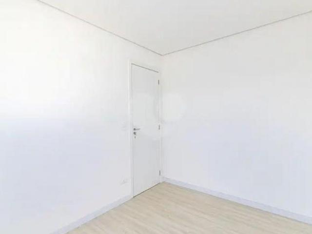 Apartamento com 60 m² e 2 dormitórios à venda em Guaíra Curitiba PR