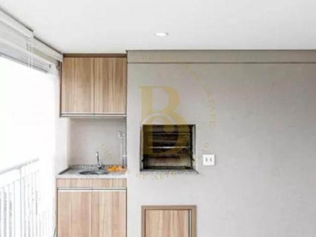 Apartamento com 65 m², 2 quartos sendo 1 suíte à venda no bairro Santo Amaro