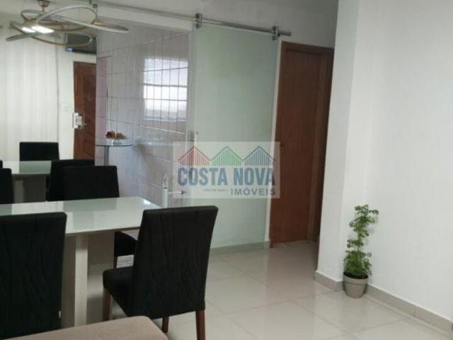 Apartamento com 72m², com 2 quartos e garagem no Centro de São Vicente
