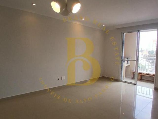 Apartamento com 75 m², 3 quartos sendo 1 suíte no bairro Jardim Marajoara