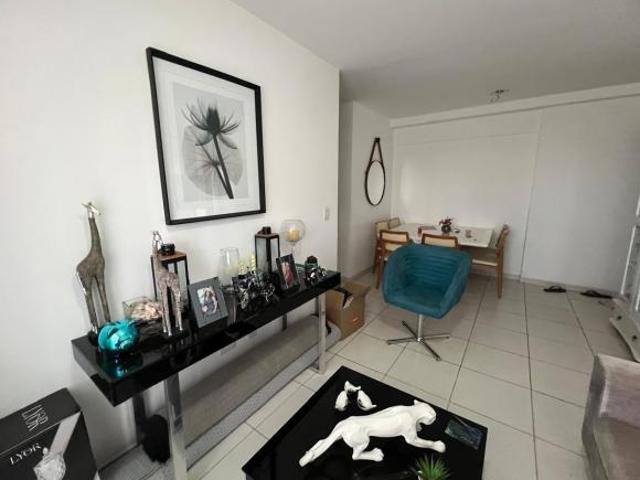 Apartamento Com 84 m², 3 quartos, duas vagas de garagem cobertas. GAMA DF