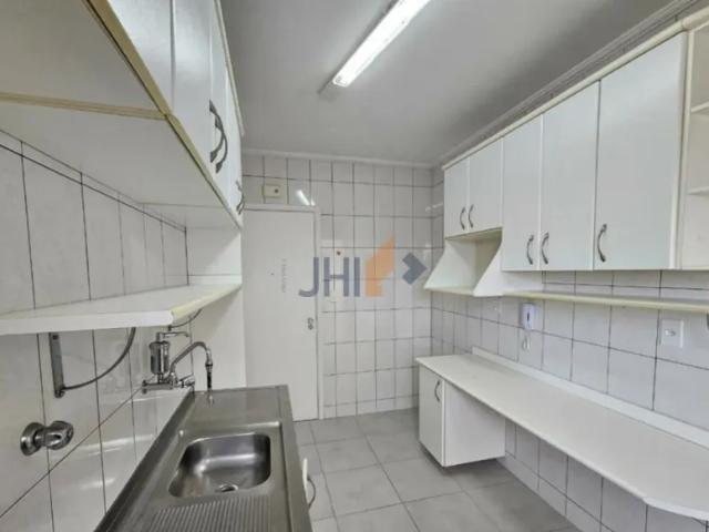 Apartamento com 90 m² em Cerqueira Cesar, para locação