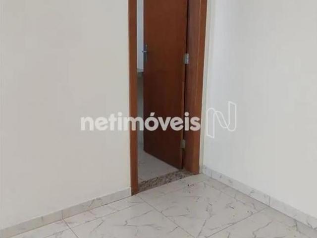 Apartamento com Cobertura à Venda no Bairro Novo Centro – Edifício Vila Romana