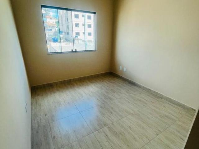 Apartamento com cobertura de 3 quartos no bairro Rochedo