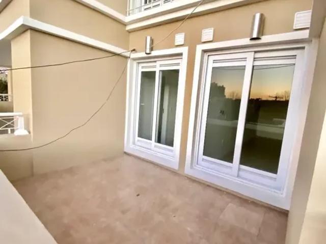Apartamento com amplo terraço com churrasqueira pelotas rs