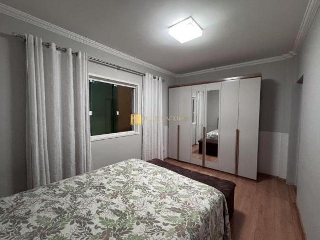 Apartamento com área privativa à venda no bairro São Sebastião