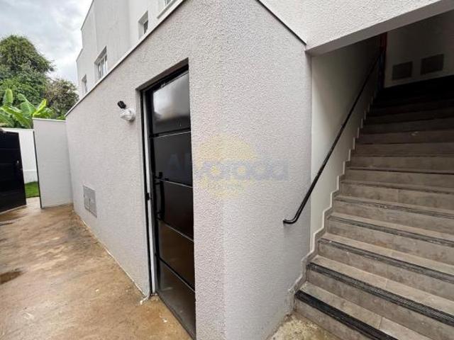 Apartamento com Área Privativa para Venda em Santa Luzia, Liberdade, 2 dormitórios, 1 banheiro, 1 va