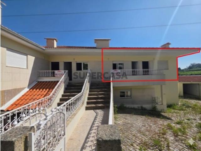 Andar Moradia com arrumo terraço e garagem em Penafiel