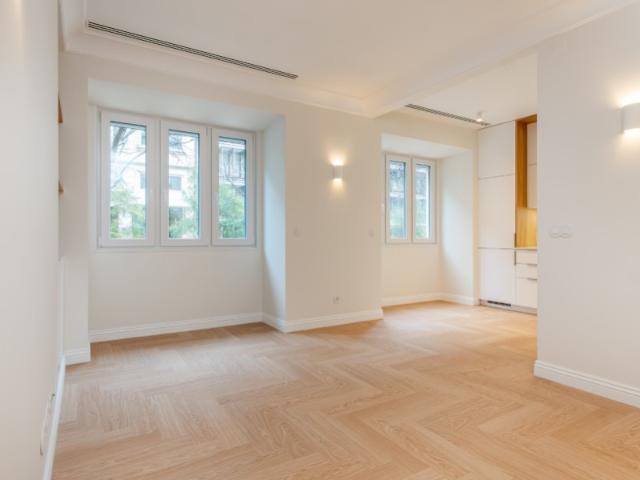 Apartamento com garagem à venda em Rua Castilho 59
