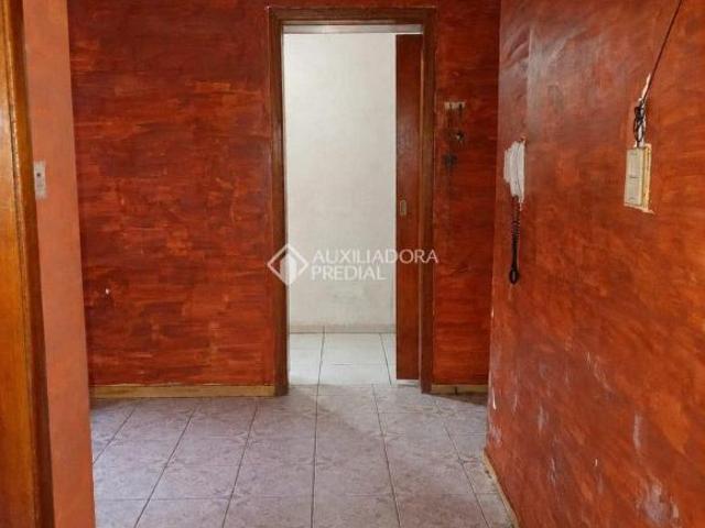 apartamento com dois dormitórios, e um banheiro