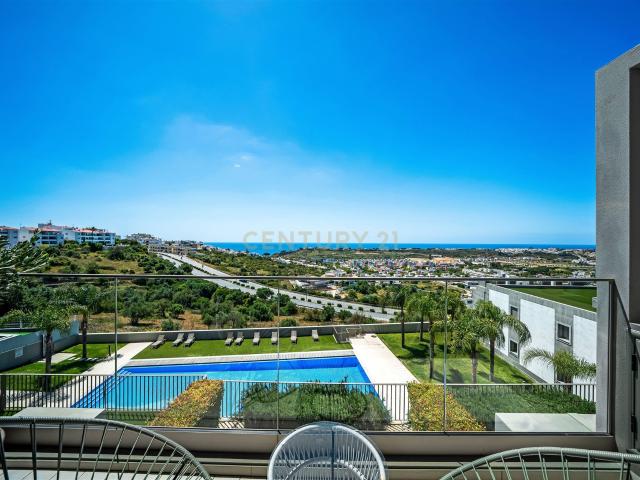 Apartamento com dois quartos e Vista Mar / Quinta da Alvorad. 96m² Albufeira e Olhos de Água