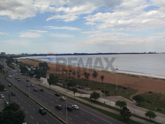 Apartamento com incrivel vista para o mar, de 3 quartos, 4 banheiros, 3 suites, 2 vagass de garagem, para locação na Mata da Praia