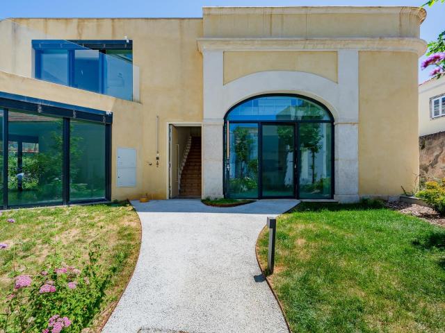 Apartamento com jardim no condomínio Prateato 121m² Marvila