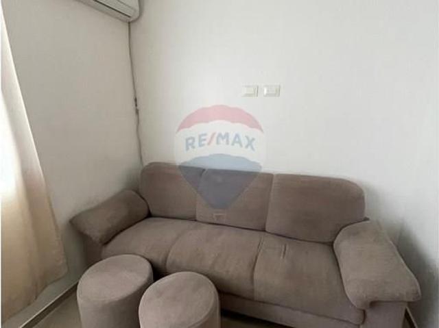 Apartamento com mobília para locação em Enseadas Dos Corais!