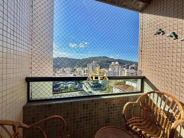 Apartamento com sacada e lazer na Praia da Enseada – Alfa Imóveis Guarujá
