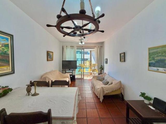 Apartamento com Sacada e Vista Mar nas Pitangueiras – Alfa Imóveis Guarujá
