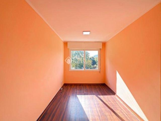 Apartamento com pátio de 1 quarto à venda no bairro Passo da Areia Porto Alegre