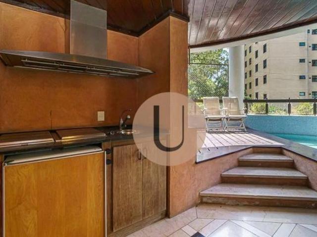 Apartamento com piscina privativa! 4 suítes, 4 vagas! Morumbi!
