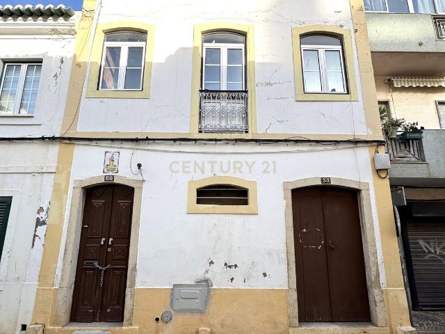 Apartamento com Projeto Aprovado e Vista para a Cidade em Po. 55m² Portimão