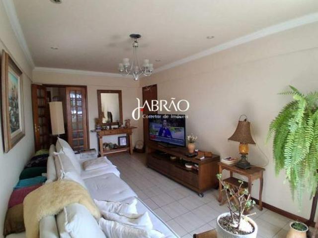Apartamento com quatro quartos, sendo duas suítes no Bairro São Sebastião, Barbacena, MG
