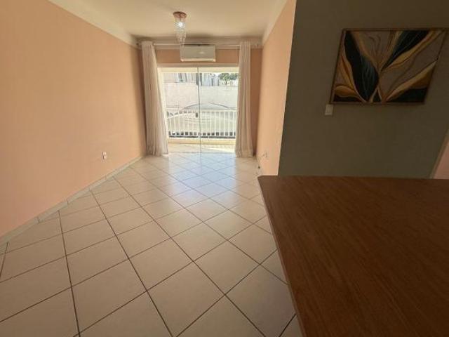 Apartamento com quintal à venda em Sorocaba SP, bairro Jardim Piratininga, 3 quartos, 1 suíte, 2 sal