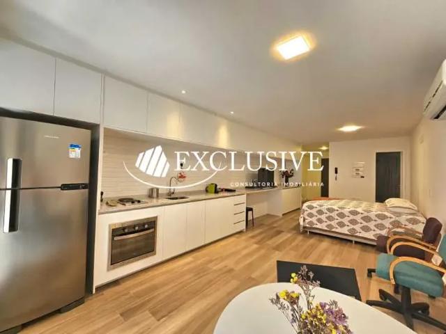Apartamento com Área Privativa / Residencial / Ipanema