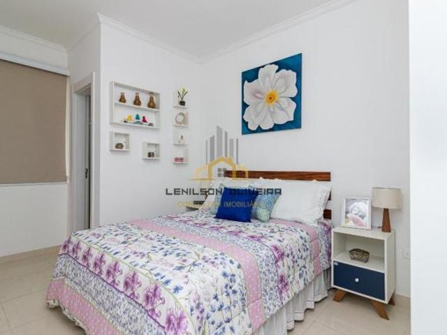 APARTAMENTO COM TERRAÇO CENTRAL