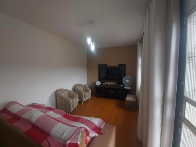 Apartamento com Terraço Privativo – Av. Getúlio Vargas – São Lourenço/MG