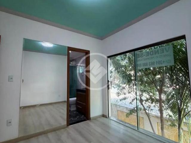 Apartamento com varanda Reformado