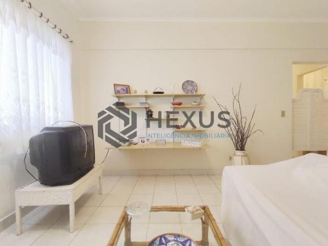Apartamento com vista livre, mobiliado, uma quadra das Asturias, Guaruja | Hexus