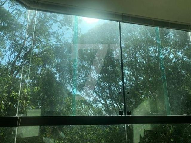Apartamento com vista para verde localizado no bairro Butantã