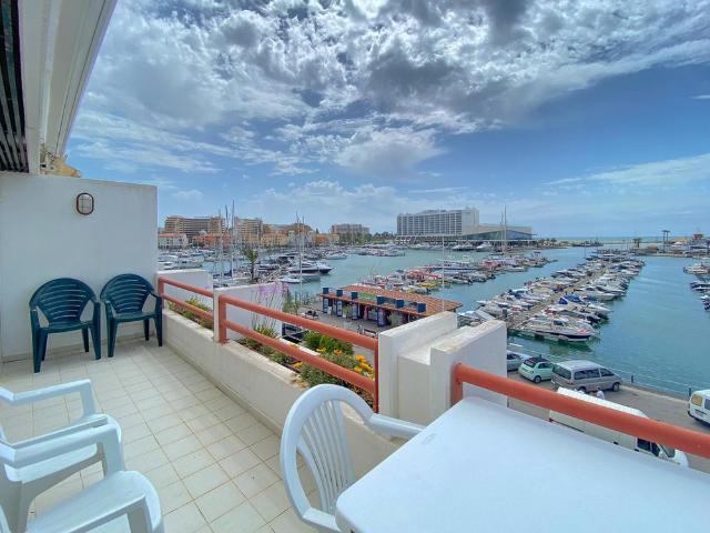 Apartamento com Vista para a Marina de Vilamoura T1 #Arrendamento de Inverno# De outubro de 2025 até maio de 2026
