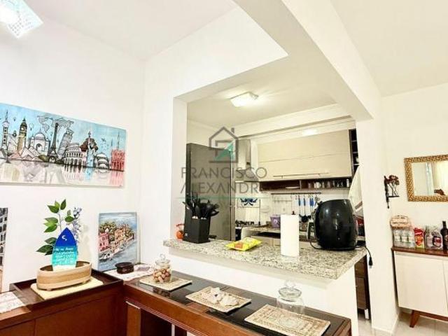 Apartamento com vista para o mar em Bertioga SP