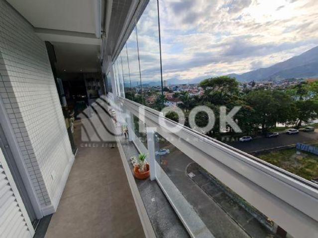 Apartamento com Vista para o Mar no Jardim Primavera, Caraguatatuba SP