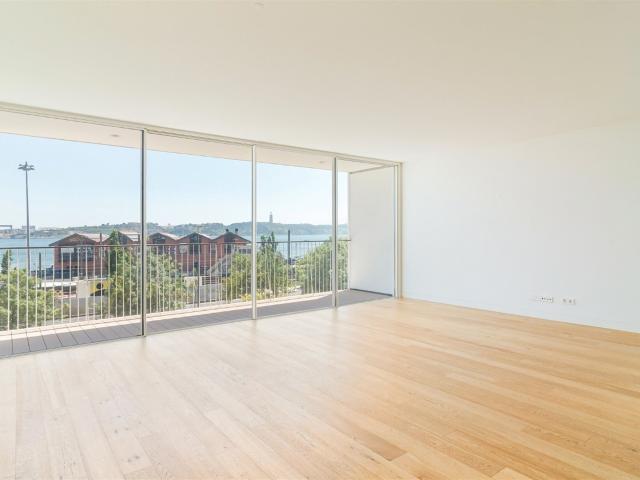 Apartamento com Vista para o Rio em Santos, Lisboa 194m² Santos O Velho