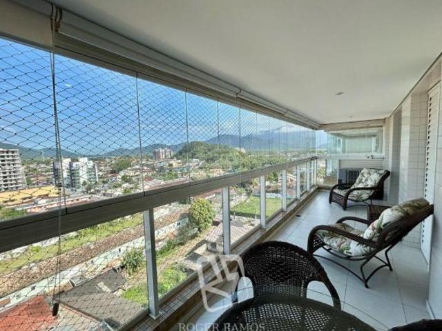 Apartamento com Vista Privilegiada para o mar Centro de Bertioga, Lazer completo