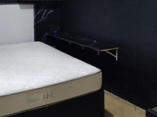 Apartamento compartilhado leia a descrição