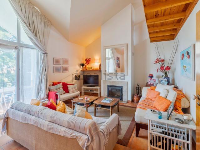 Apartamento, Comporta