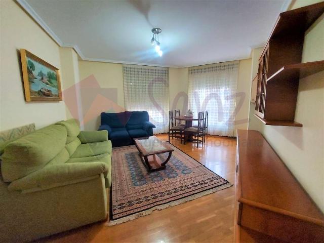 Apartamento completamente exterior en alquiler