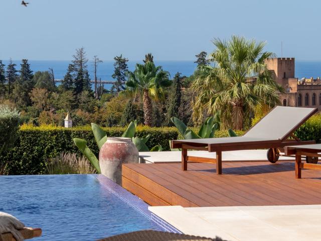 Apartamento contemporâneo de 3 quartos com vista mar em Ferr. 171m² Ferragudo