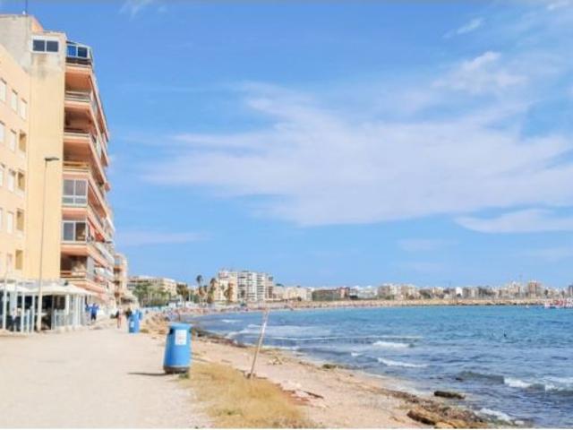 APARTAMENTO CON 3 DORMITORIOS Y 2 BAÑOS SOLO A 80 METROS DE LA PLAYA